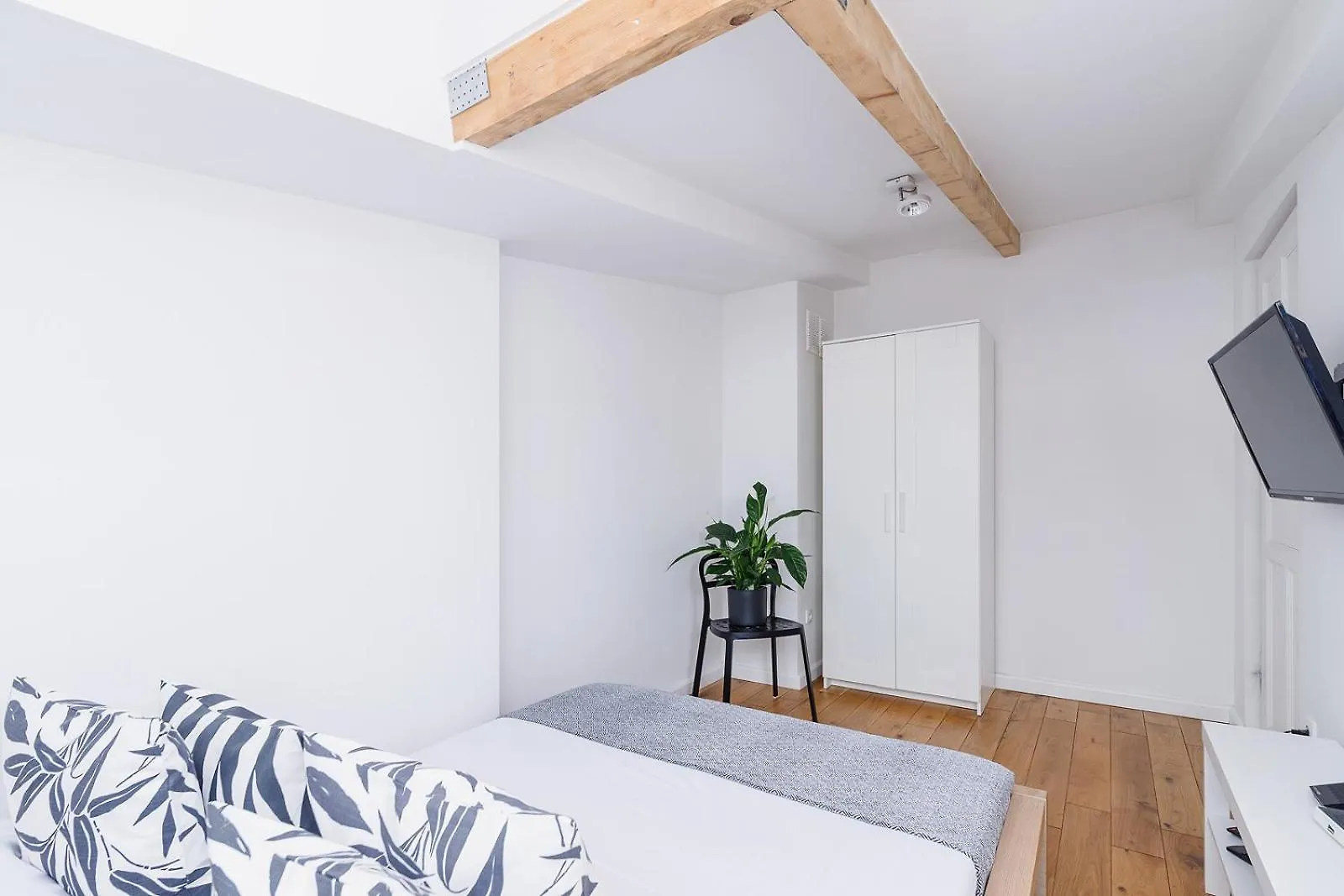 2 Bedroom Apartment With Terrace- Pilsudskiego 11 Krakow