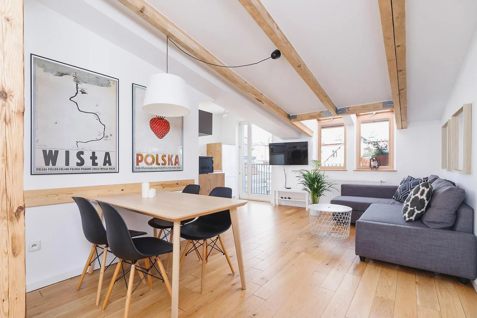 2 Bedroom Apartment With Terrace- Pilsudskiego 11 Krakow