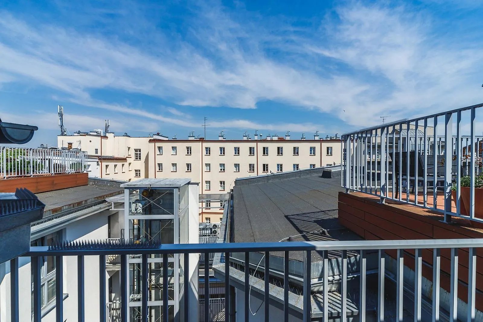 2 Bedroom Apartment With Terrace- Pilsudskiego 11 Krakow 0*,