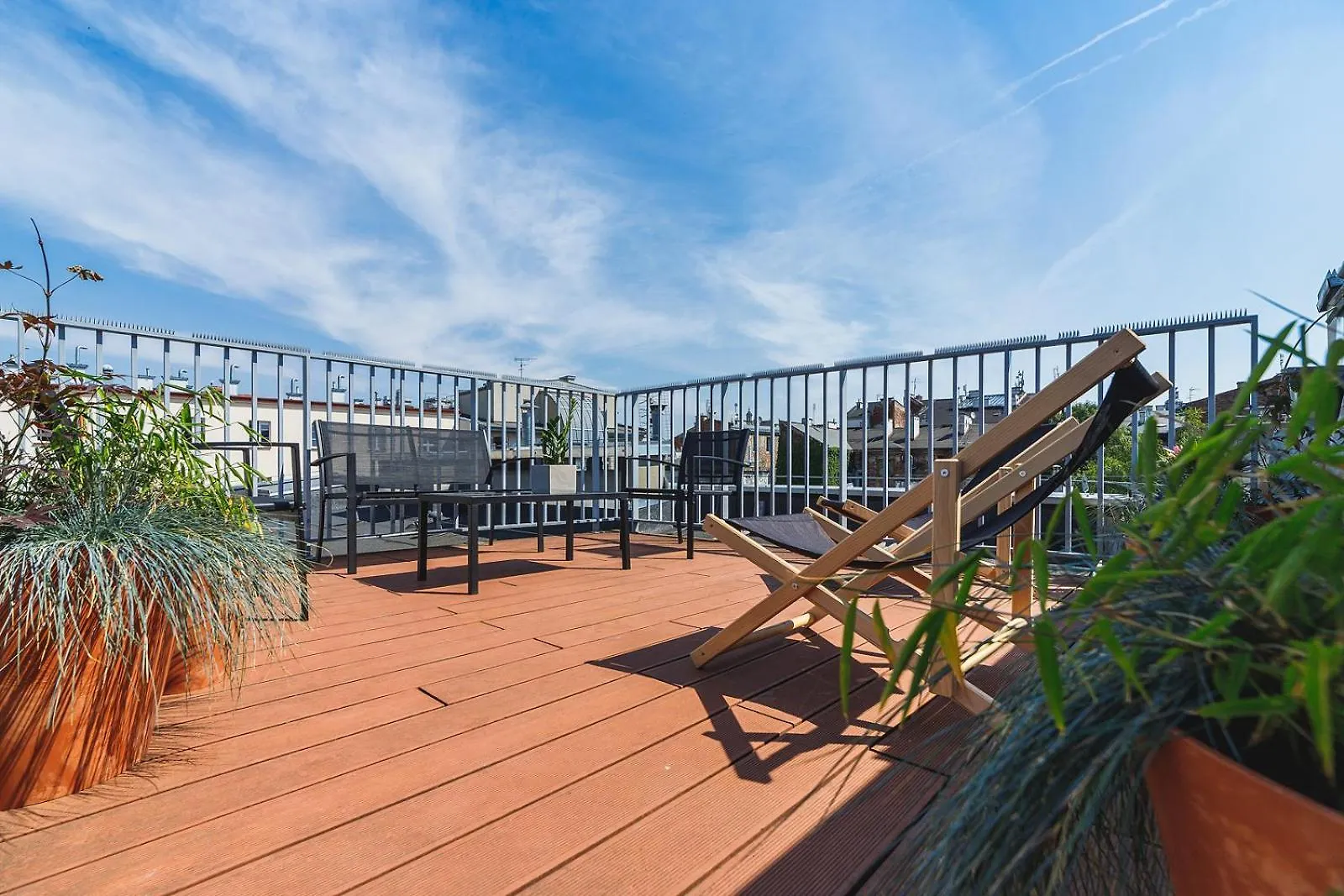 2 Bedroom Apartment With Terrace- Pilsudskiego 11 Krakow