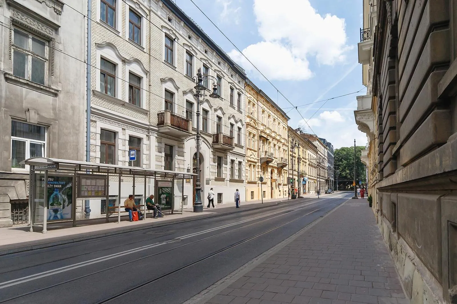 2 Bedroom Apartment With Terrace- Pilsudskiego 11 Krakow Poland